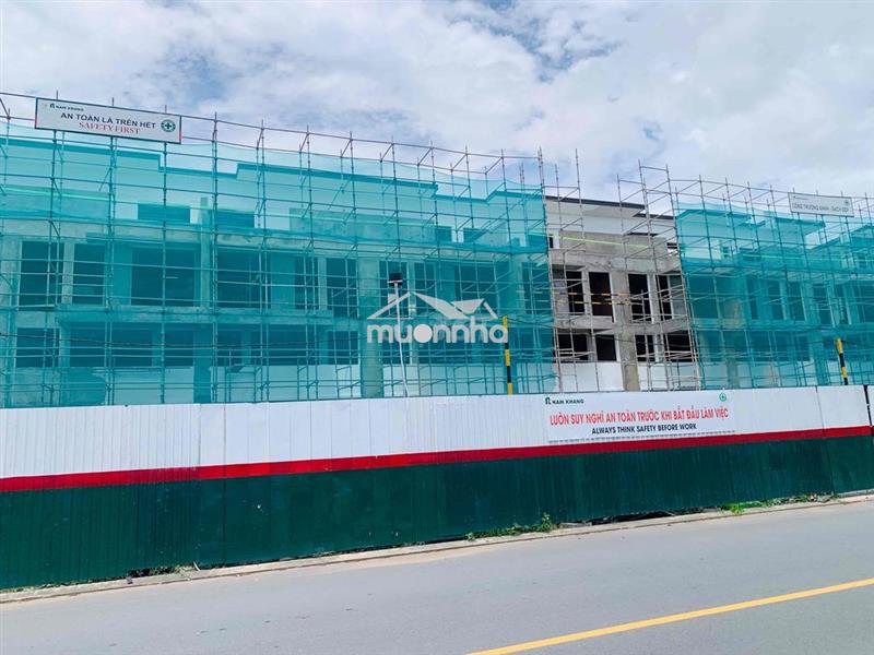 🚨 Bán nhà 1 trệt lững 2 lầu mặt tiền lê trọng tấn-nam long ii