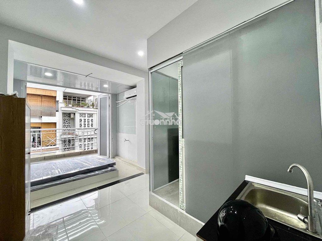 Cho thuê căn hộ bancol mới 100% full nt rộng 30m2 ngay cầu vượt 3/2 - 2
