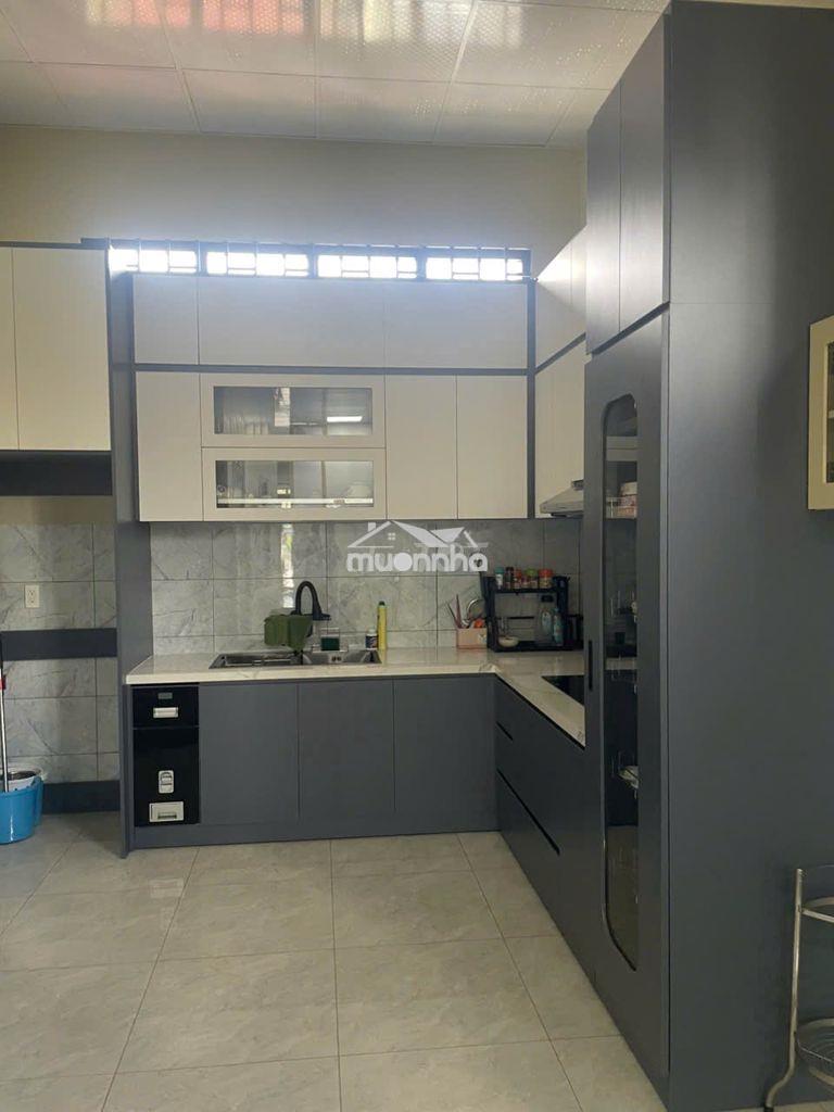 Cho thuê mặt bằng làm văn phòng và ở, 12tr/ tháng