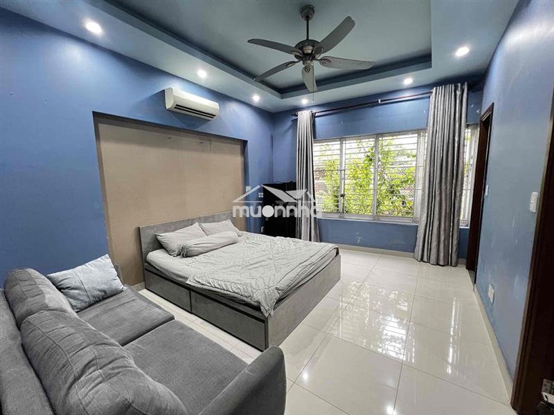 Chính chủ cho thuê phòng - ngay chợ xóm chiếu - hẻm oto - quận