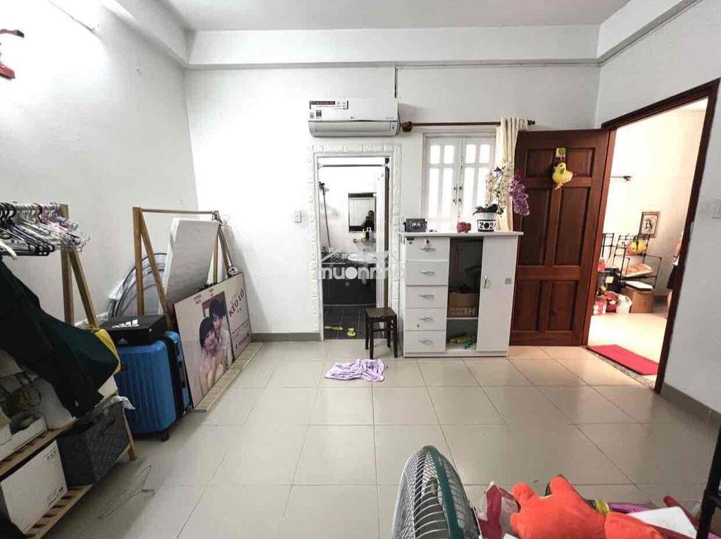 Huỳnh văn bánh - bán gấp - giảm mạnh 3 tỷ - dt (5.5 x 16m) - 6pn - 4