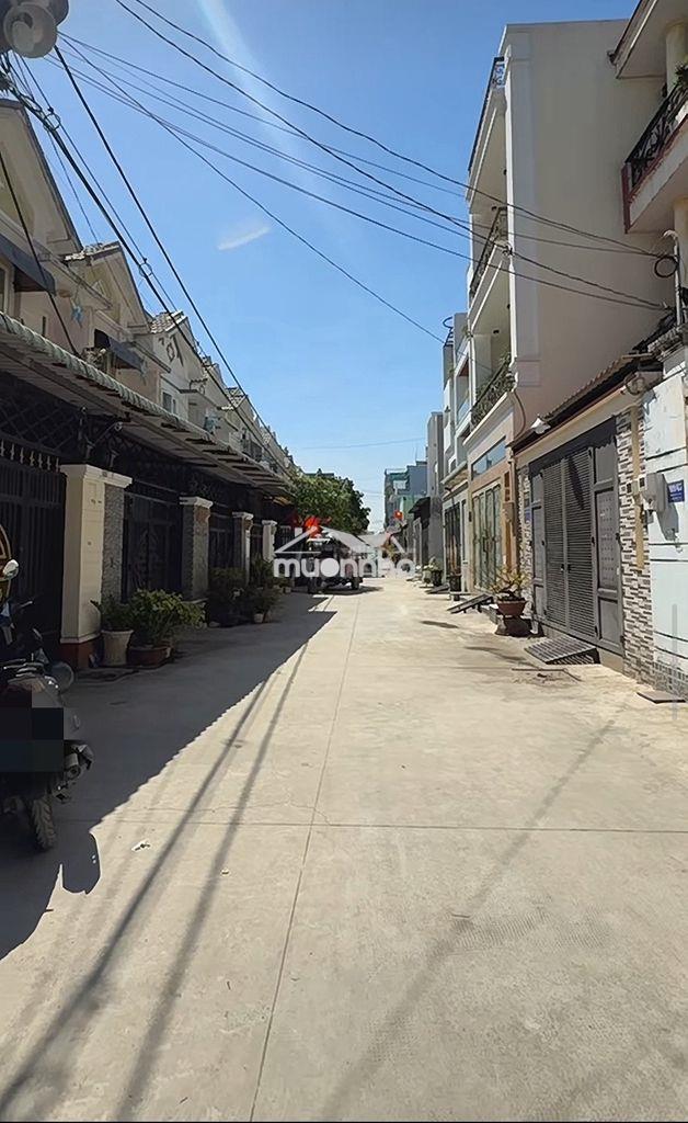 Nhà đẹp hẻm xe hơi thông - kdc gia hoà - kế trường mầm non bé xinh - 3