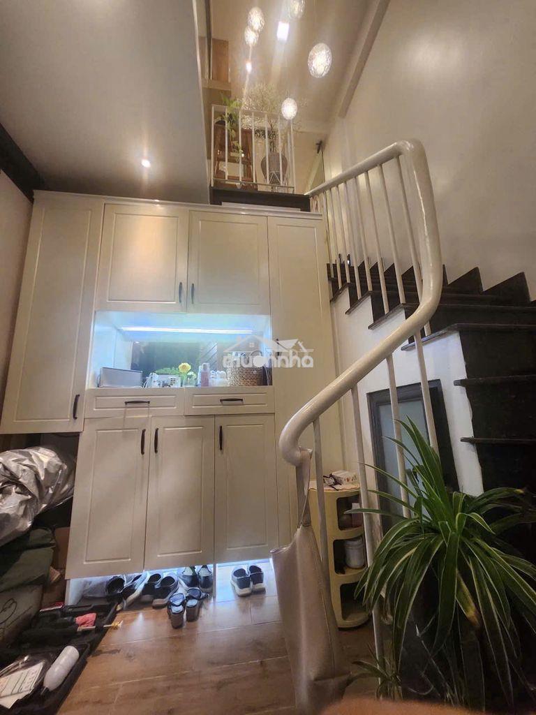 Bán cc phạm viết chánh 2 tầng 100m2 chỉ 8.3 tỷ, 3 phòng ngủ
