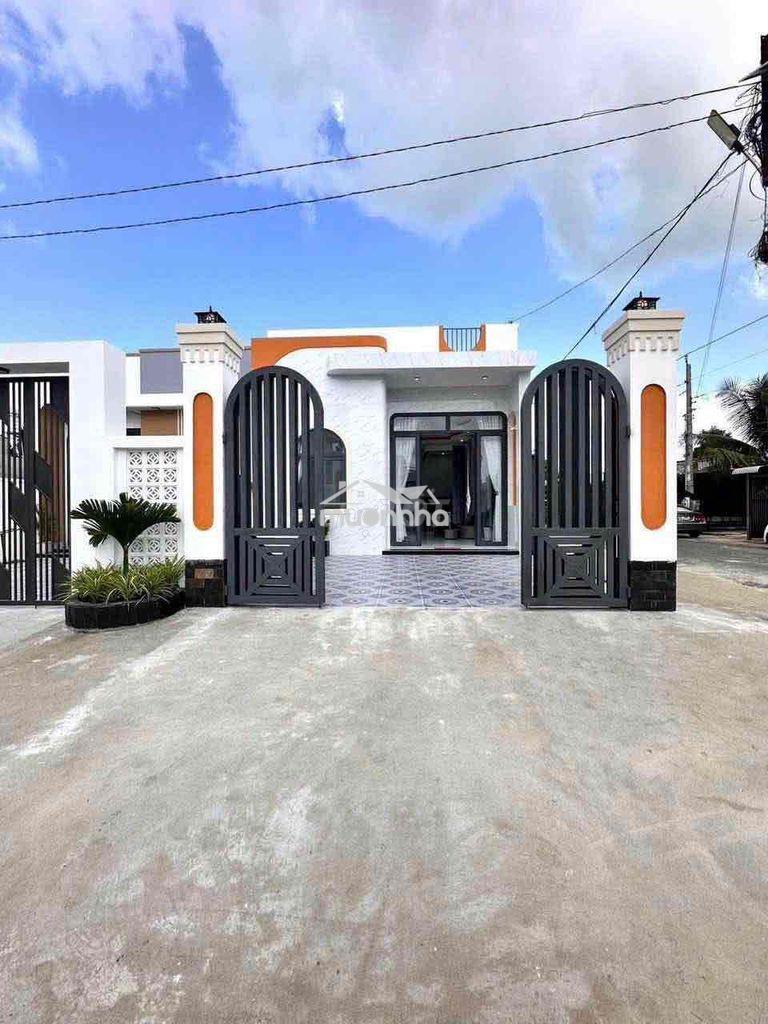 Nhà 2 mặt tiền hẻm ngô quyền gần chợ long hải, 1 tỷ 439 triệu