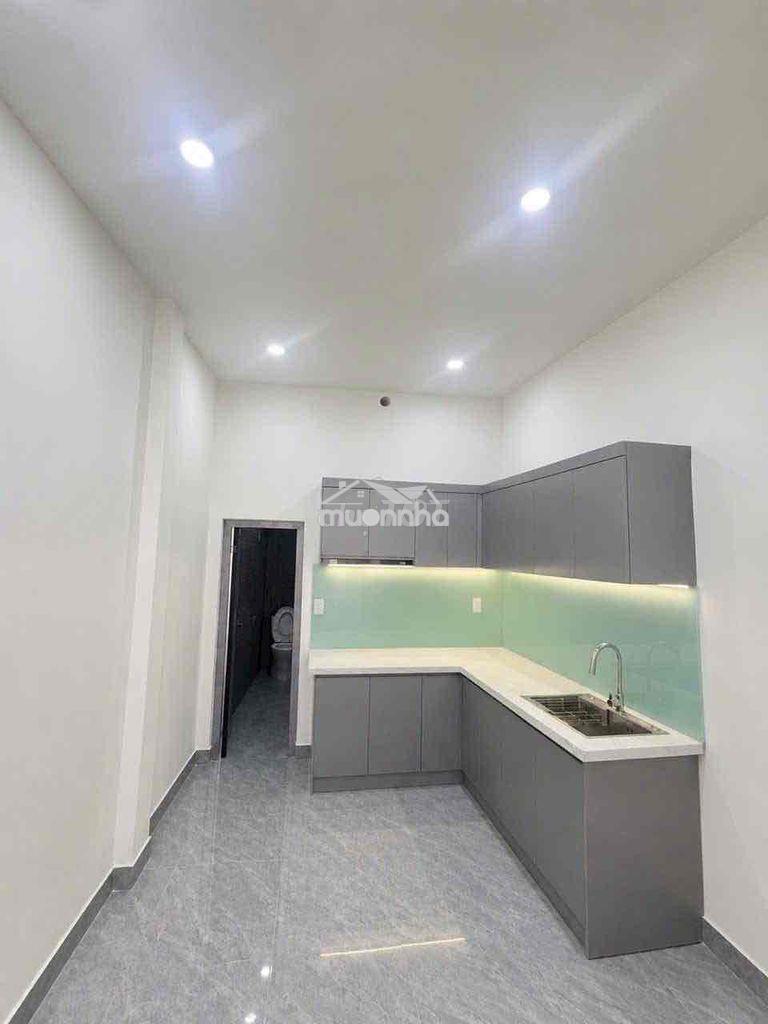 Bán nhà đẹp 2 tầng vào ngay. khu an ninh trên đường vĩnh hội - 3
