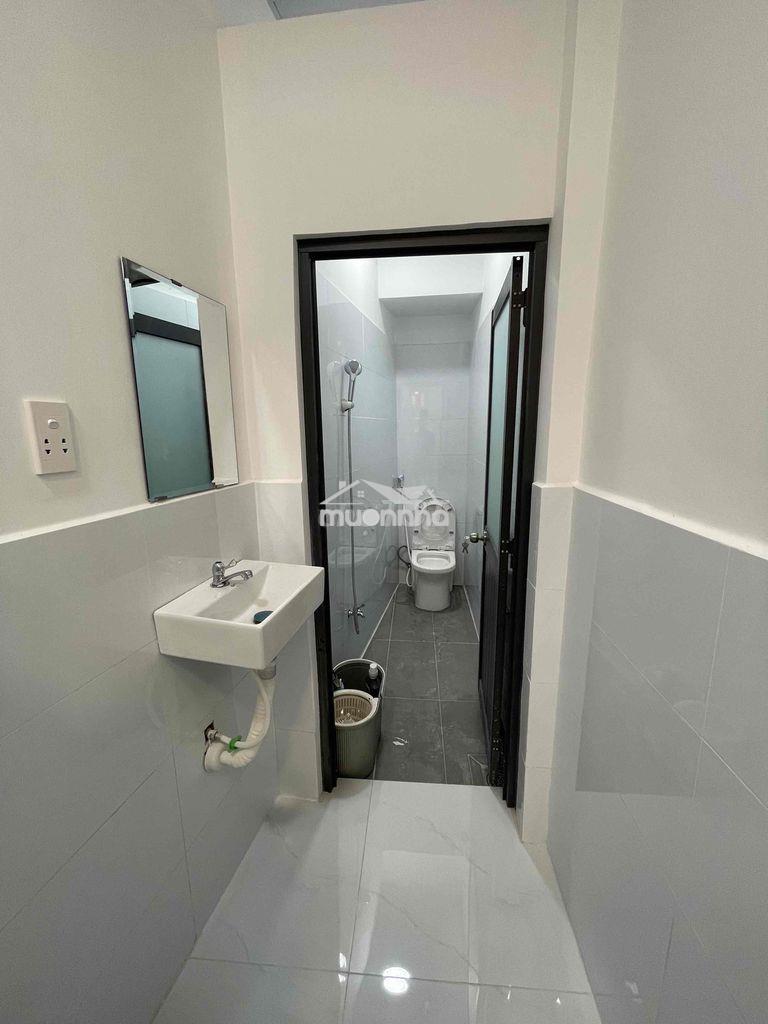 Nhà mới 3,3x5m 2 lầu 2wc có ban công rộng - 4