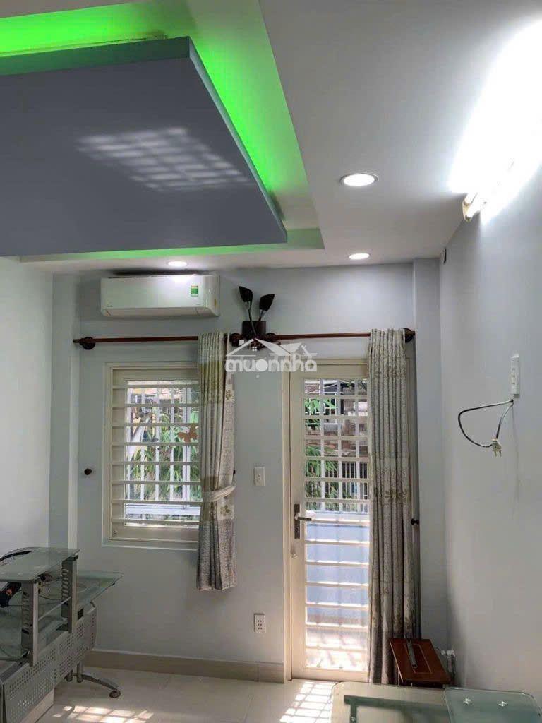 Hẻm trần hưng đạo, quận 1, 1 trệt 3 lầu, 120m2, 2pn 3wc - 4