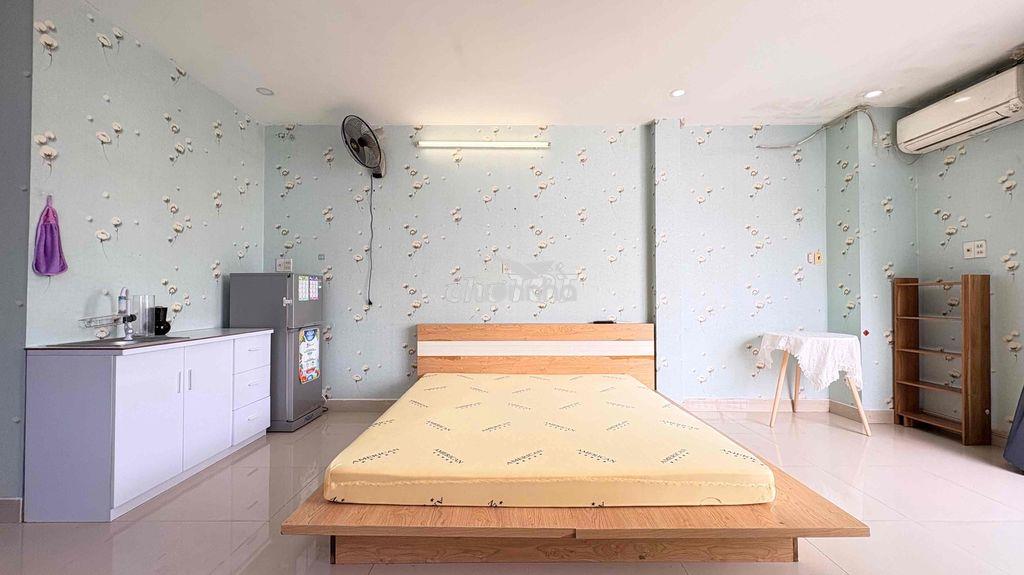 Chính chủ cho thuê phòng ban công 35m2 ngay hẻm ốc đào. giảm 500k/th - 4