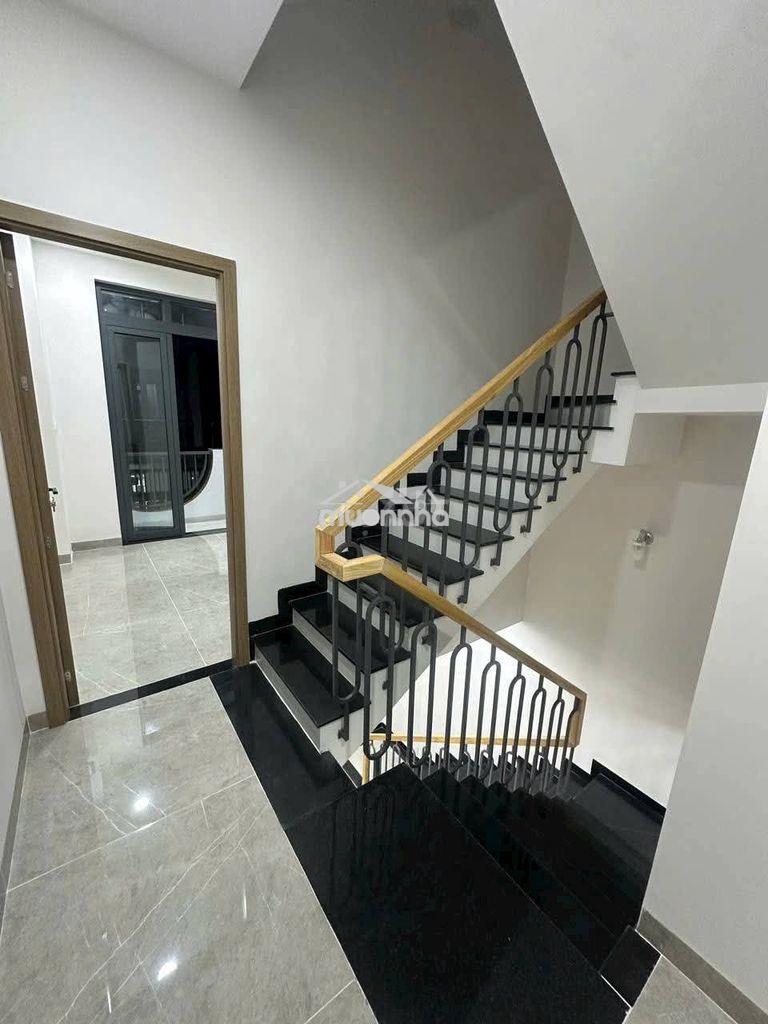 Nhà đẹp giá ngộp ngay chợ long trường, khu đông tăng long - 4