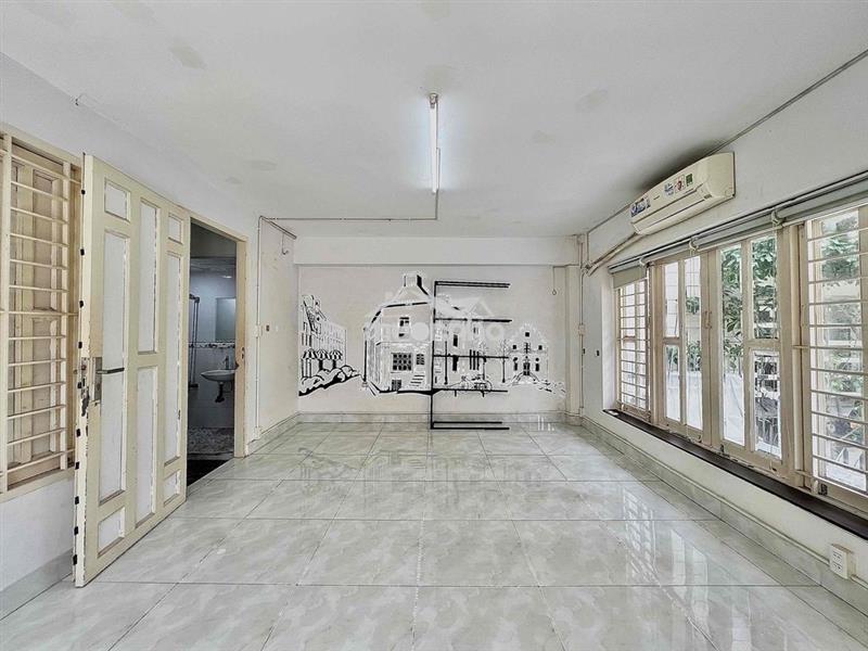 Free phí dv chỉ tính điện nước phòng cửa sổ thoáng mát
