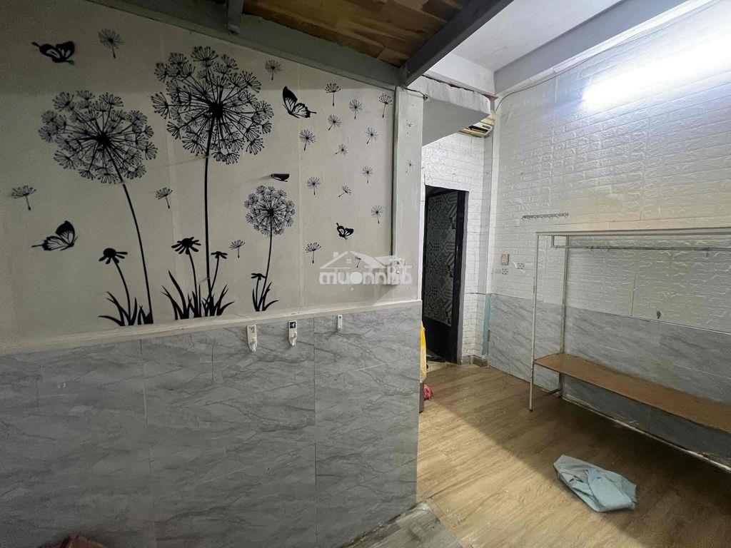 Cho thuê phòng tầng trệt có gác phùng văn cung - 4