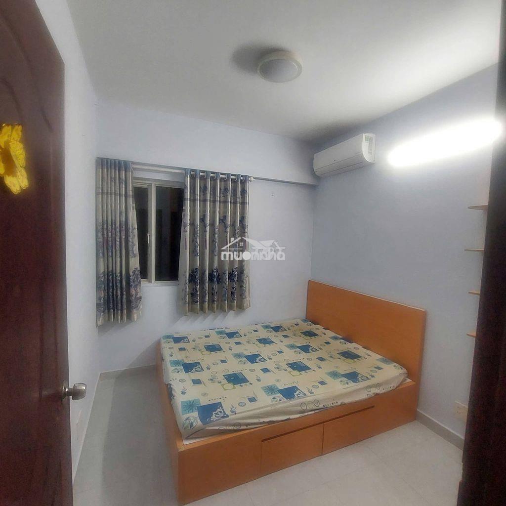 Chung cư 312 lạc long quân quận 11 bán căn 2 phòng ngủ, có thang máy - 3