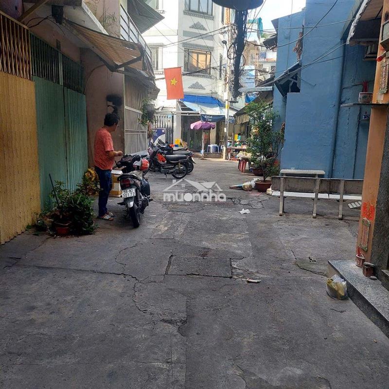 Bán nhà nhỏ hẻm thông thoáng 4m – nguyễn tiểu la quận 10 – chỉ 4.8 tỷ.