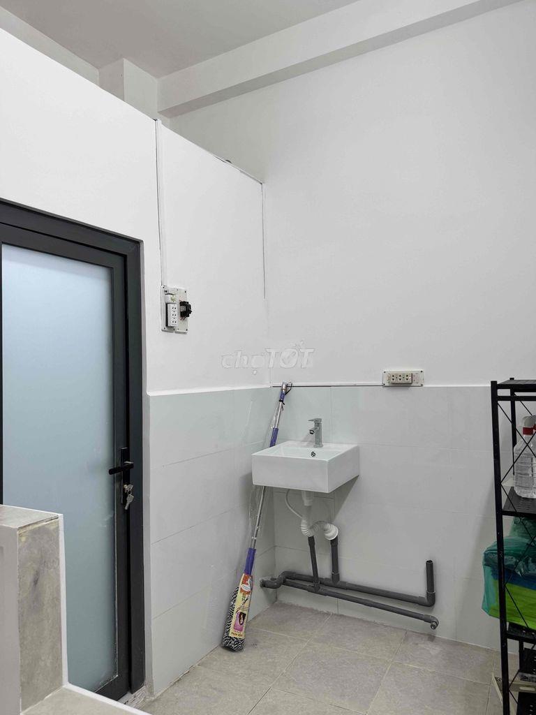 Nhà mới đẹp trung tâm q10 cho thuê lâu dài - 2