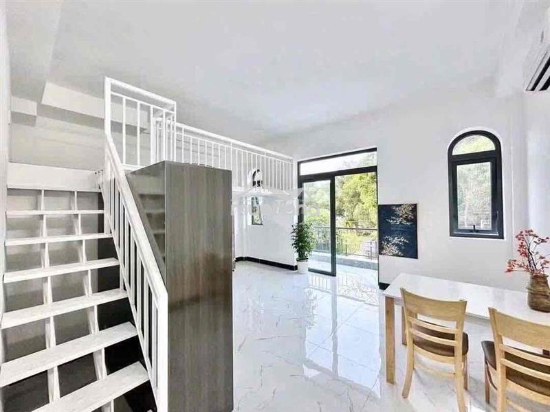 Duplex full nt mới xây nằm ngay đh văn lang rộng 35m2