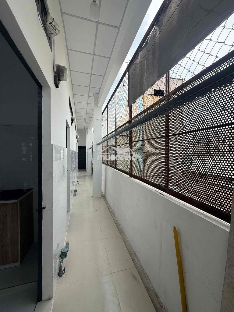 Trọ có gác và ban công - 4