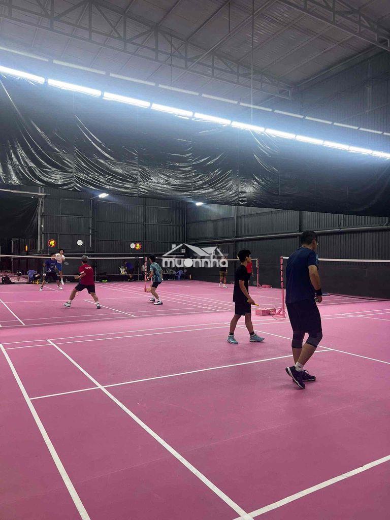 Cho thuê kho xưởng 1000m2 tại lê văn thịnh hiện đang kd cầu lông