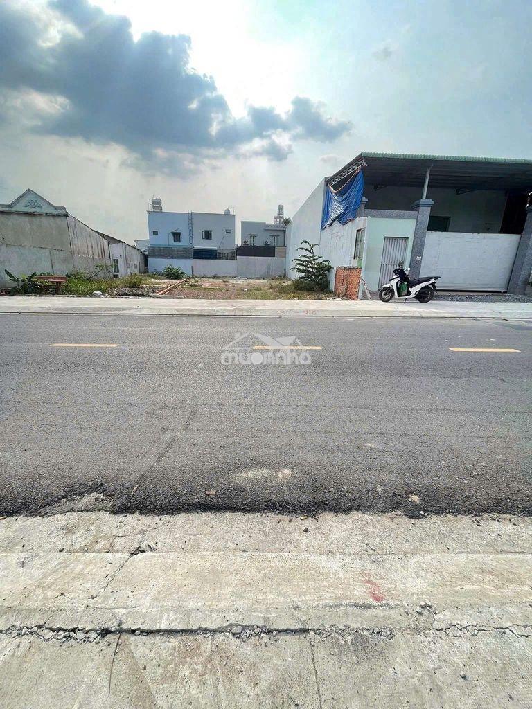 580triệu/273m2 mặt tiền đường suối lội, tân thông hội,shr