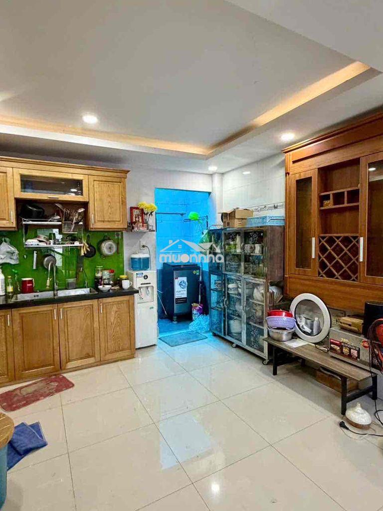 Cho thuê nhà 4 phòng ngủ ngay ngã tư ga ga quận 12 - 3