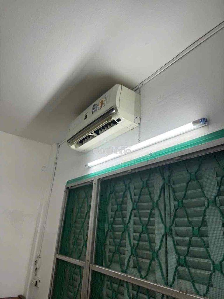 Nhà khu tập thể phú nhuận sân chung rộng ở ko kd - 4
