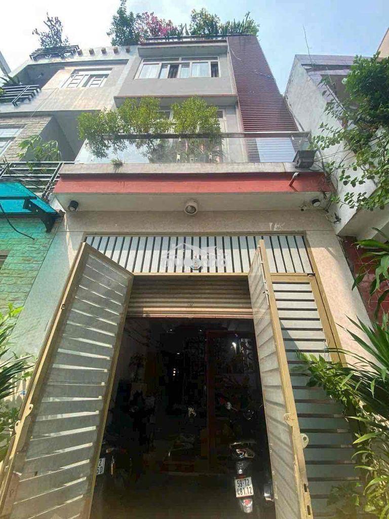 Bán nhà 4 tầng (4m x 17m) hẻm 4m nguyễn thị minh khai quận 1