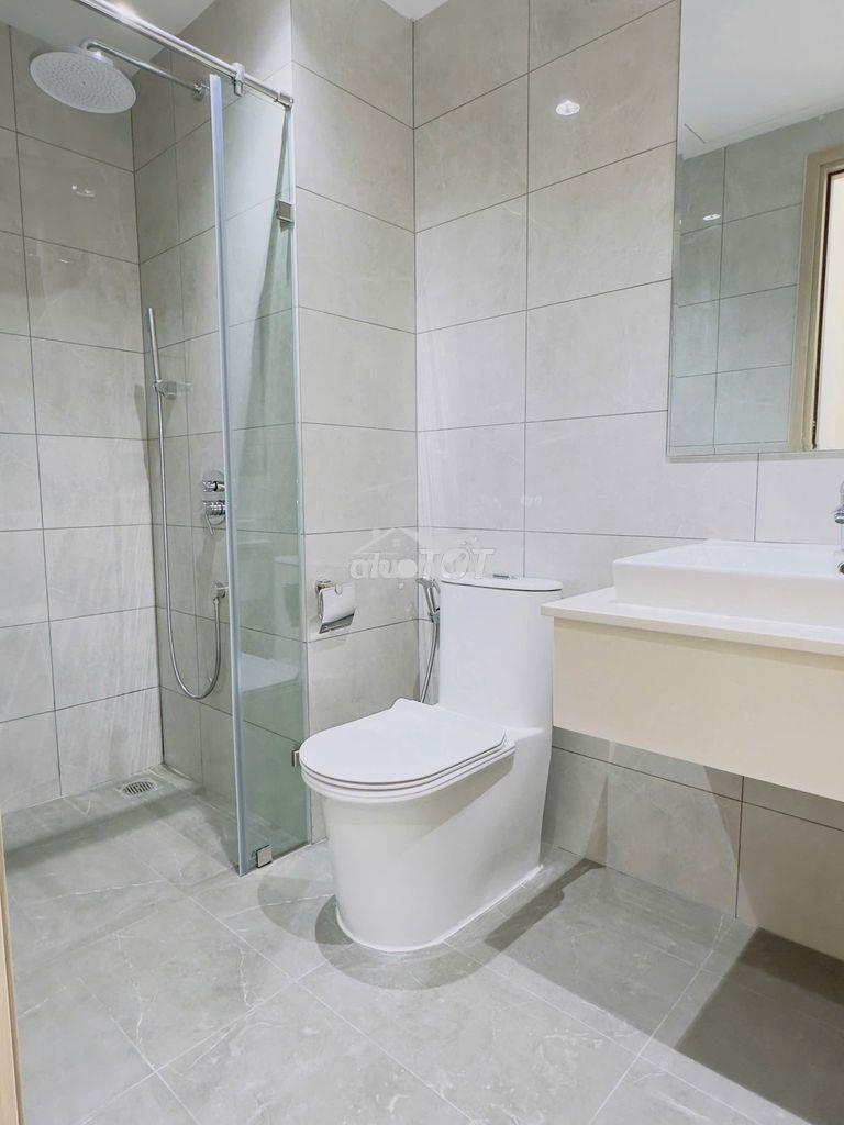 Căn góc 3pn,view sông cực mát,nhà mới vào ở ngay