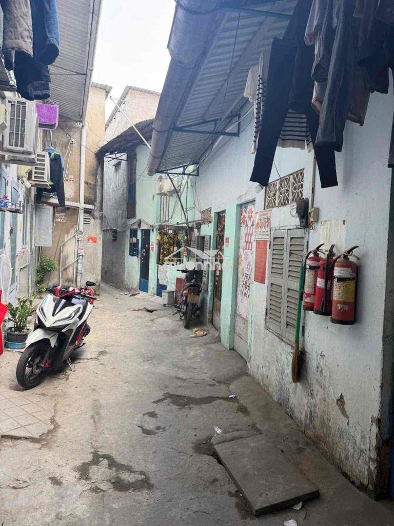 Hẻm 675 trần xuân soạn, p. tân hưng- dt: 2.5 x 5m - 4