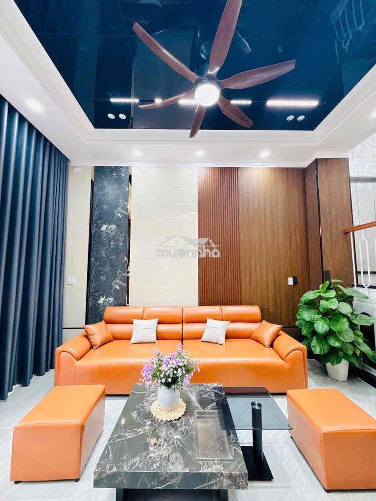 Bán nhà phố - hoàn công- 3pn - sân ô tô - gần chợ phúc lâm- giá: 4550 - 3