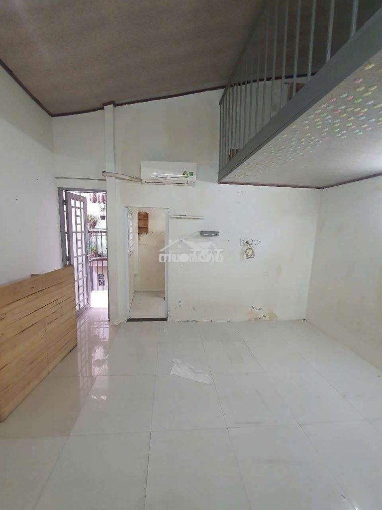 🏠🏠 Cho thuê nhà đường huỳnh mẫn đạt, q5
🍀 dt 4mx6m, kết - 4