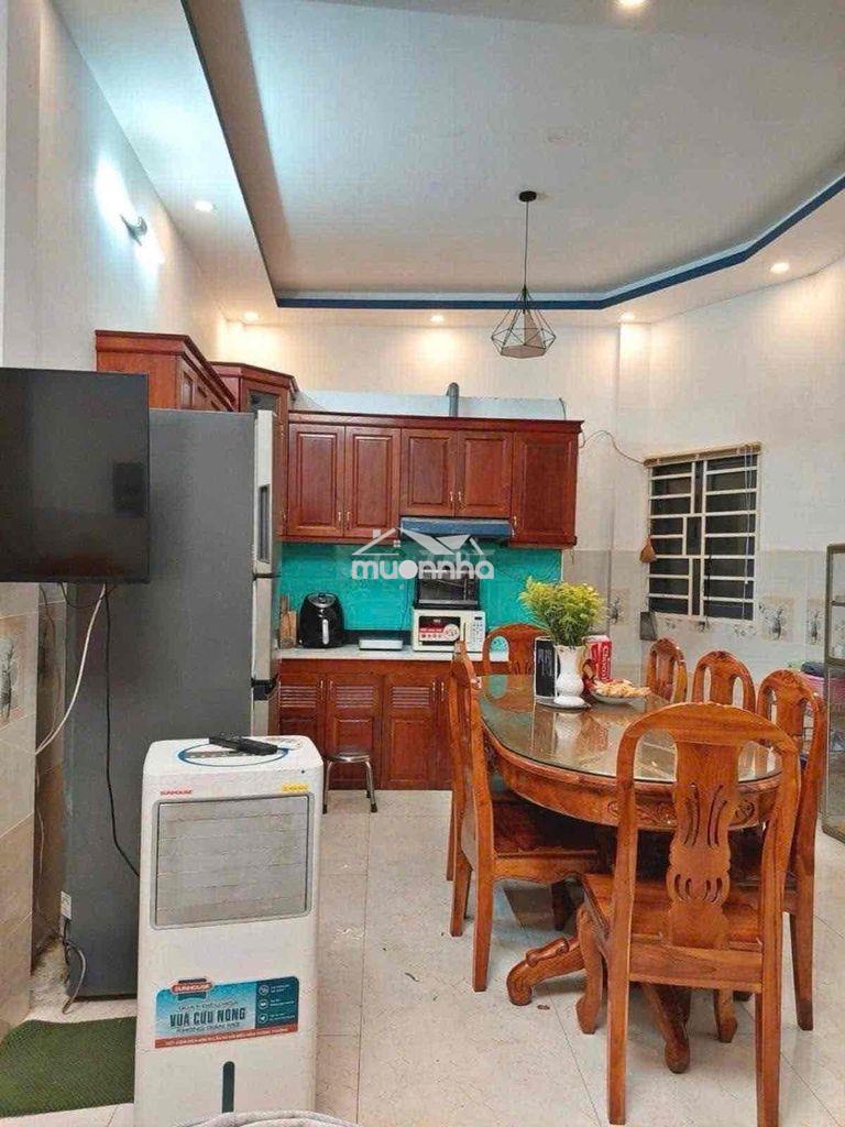 Cho thuê nhà 2lầu st full nội thất(4pn - 3wc) nguyễn kiệm 15tr - 3