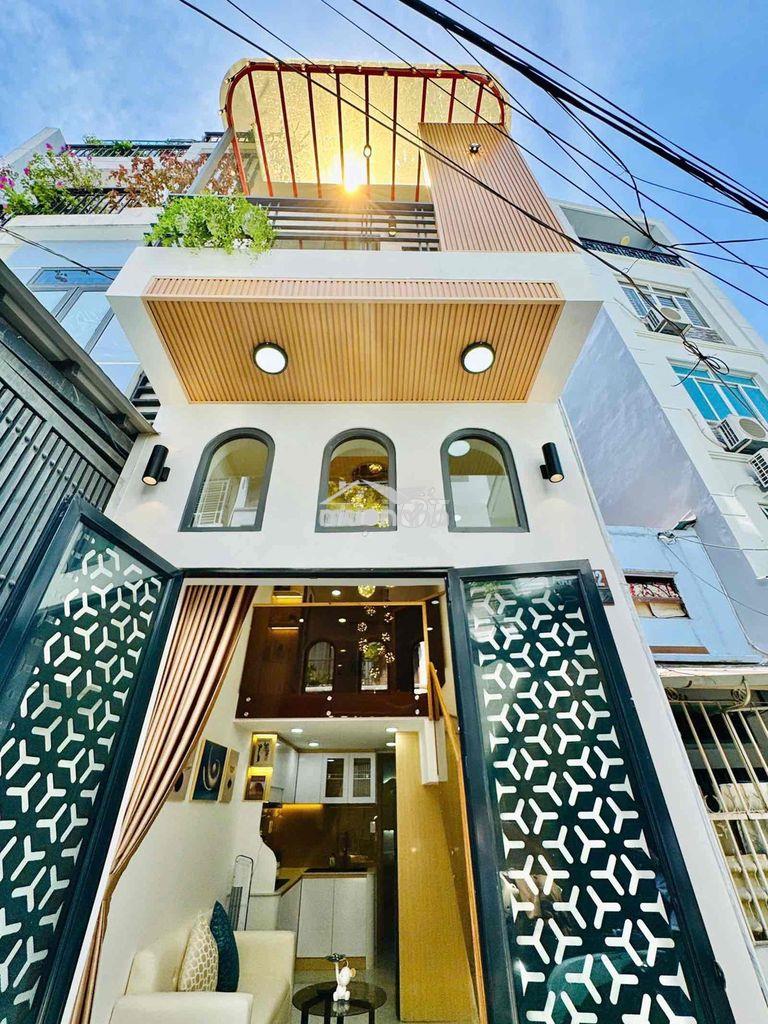 Bán nhà ngay cv tầm vu, 20m2 2 tầng full nội thất gần các trường đh