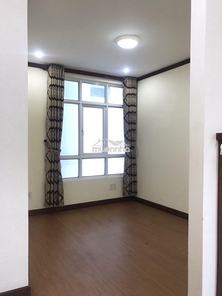 Cho thuê căn hộ giai việt -150m2 3pn view hồ bơi mát mẻ - 3