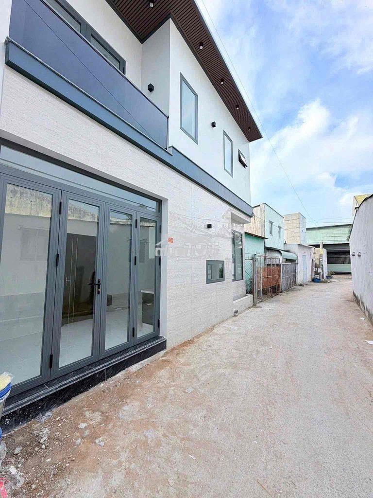 Nhà ngay phường bửu long, chủ dành cả tâm huyết để bán cho anh chị - 2