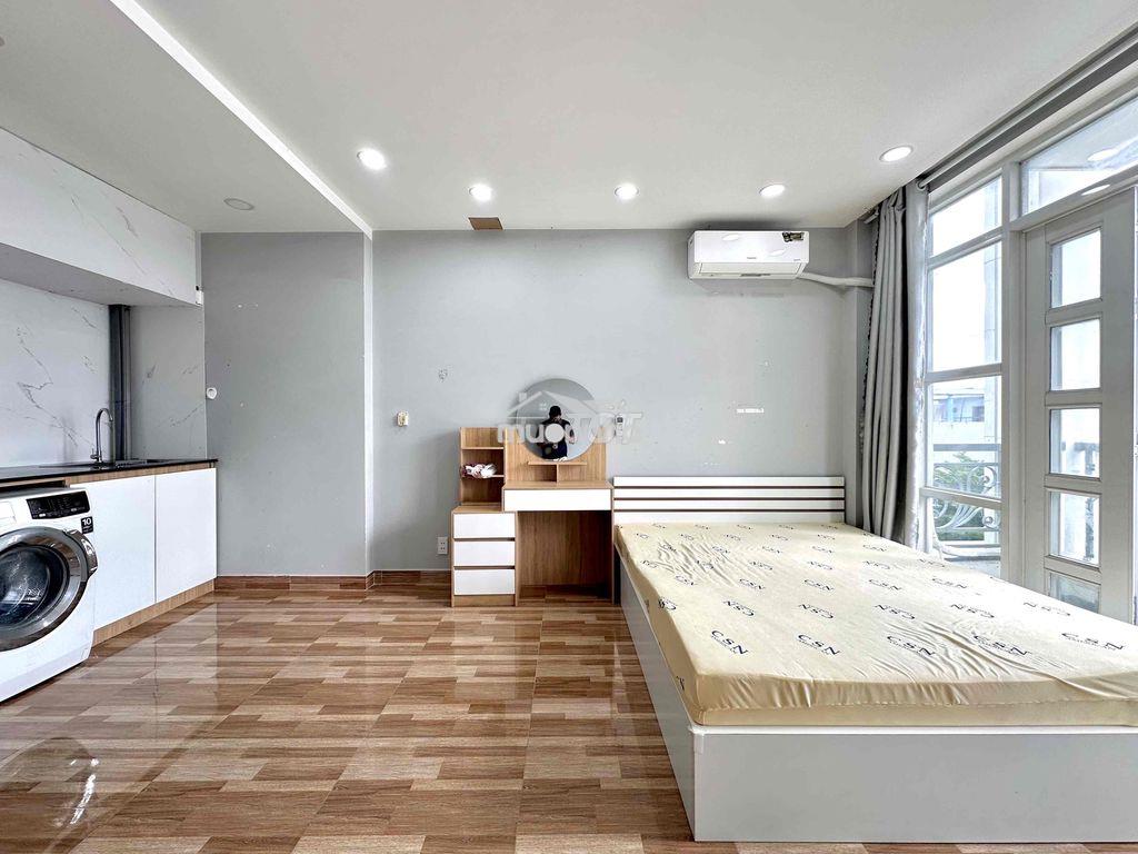 Căn hộ ban công full nội thất quận 7 thuận tiện di chuyển quận 4 - 3