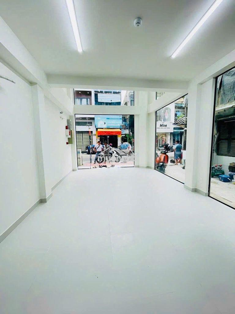 Nhà mới cực hot! thuê nhà nguyên căn 443/3b lê văn sỹ ,q.3. dtsd 500m2 - 4
