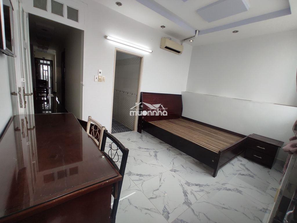 Phòng 3tr gần trương văn bang q2 - 4