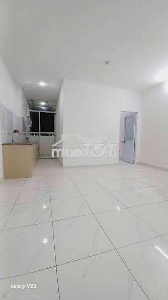 Bán căn hộ sen hồng block b giá 1.38ty/1pn,1wc/40m2 sổ sẵn 