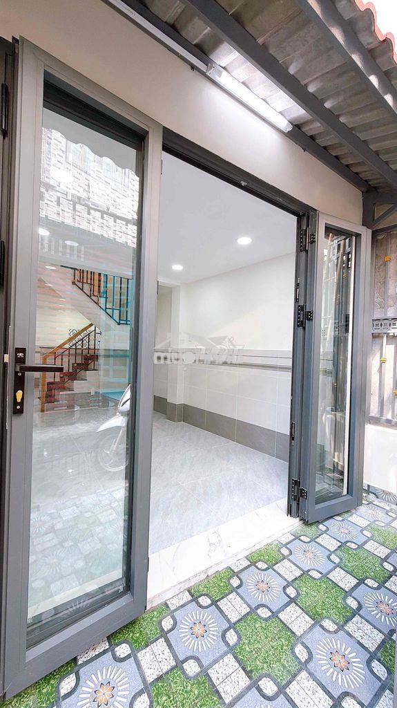 Nhà mới 100% 4 tầng 4p3wc đường hoàng diệu - 3