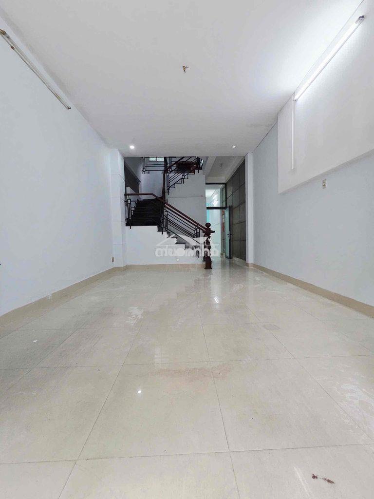 Nhà cho thuê nguyên căn hẻm 8m, 3 tầng, 3pn - 3