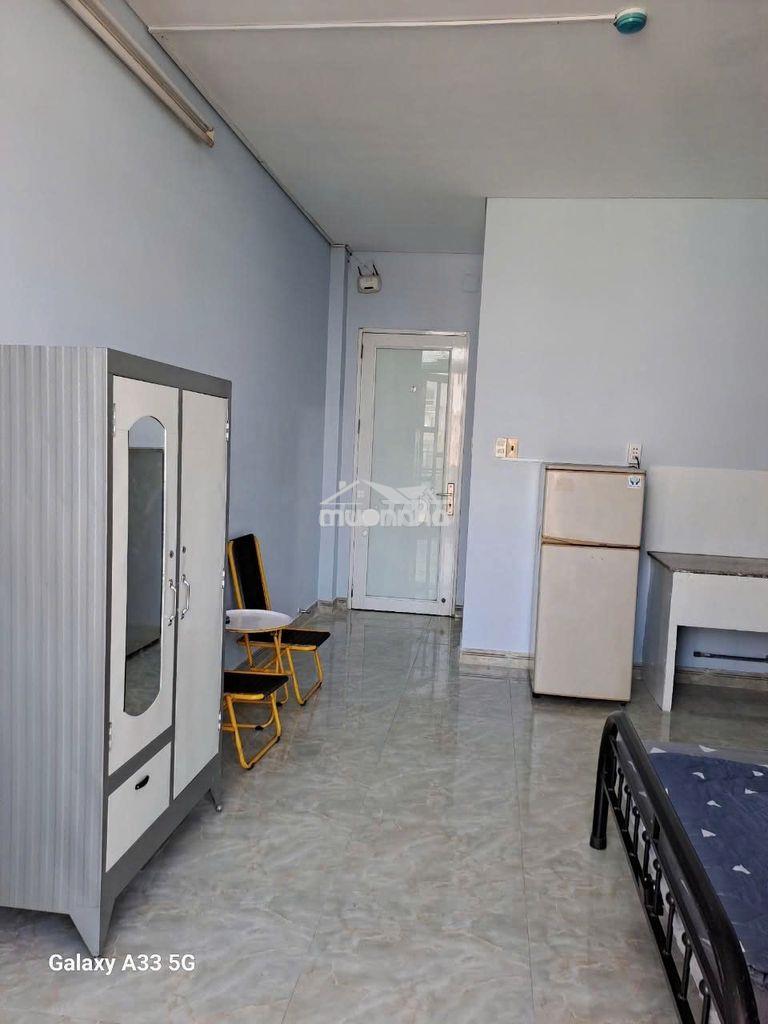 Phòng này ko chốt thì chốt phòng nào. ban công đẹp cở v cơ mà bà con - 2