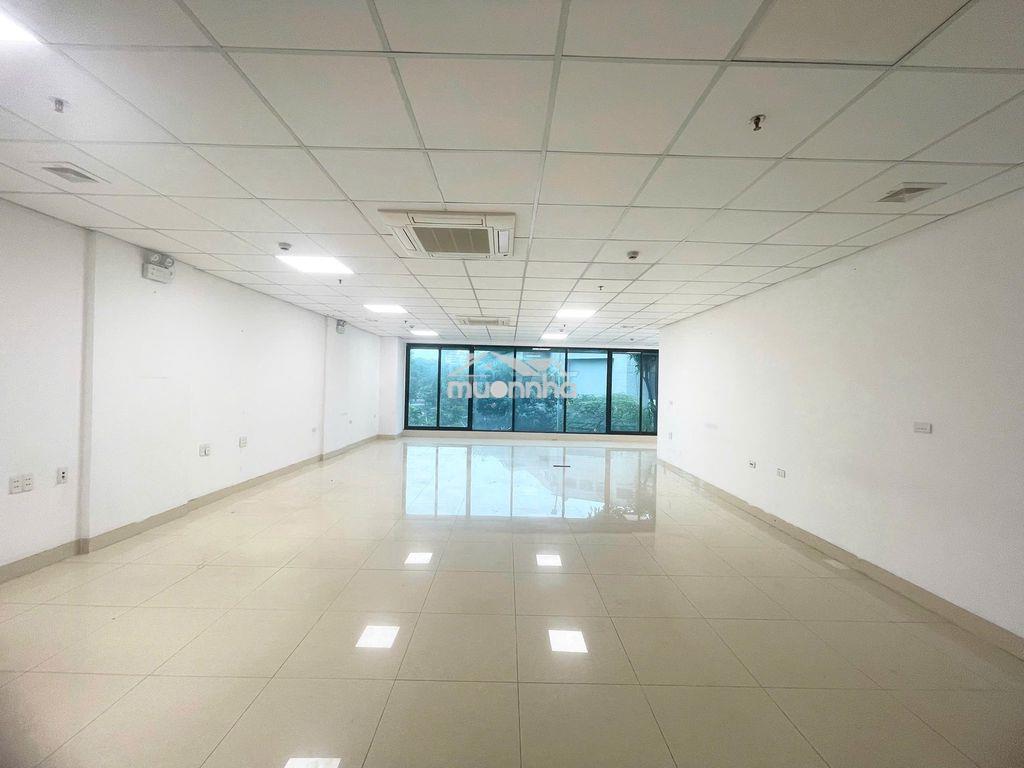 Văn phòng thông sàn dt 100m2, mặt tiền 9m, đường rộng ô tô đỗ cửa - 4