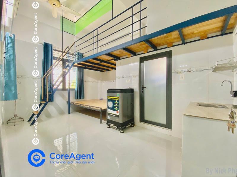 Phòng cửa sổ gác cao ngay đỗ xuân hợp, gần kinh tế đối ngoại, đh văn hoá