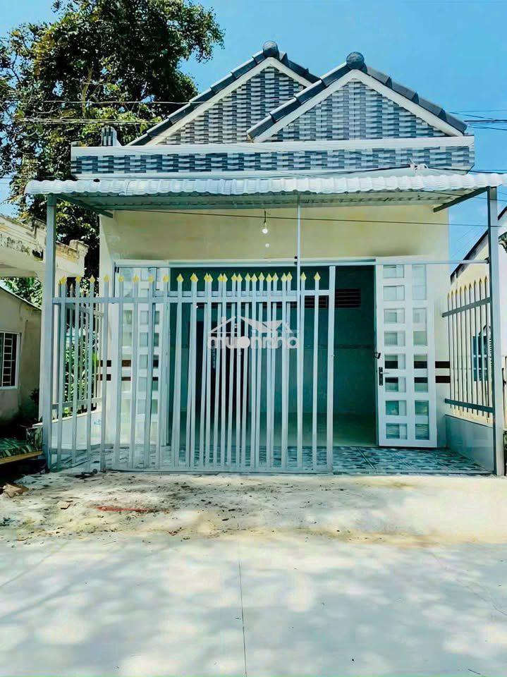 Ngộp chủ cần bán gấp căn nhà 102m2 đường lê minh nhựt tân thông hội