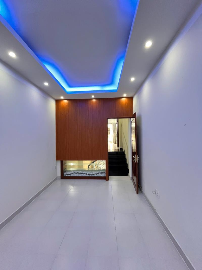 Bán nhà hẻm 281 lê văn sỹ - thông ra đặng văn ngữ, 3x17m [vuông vức] 3 lầu st. chỉ 10.3 tỷ - 4