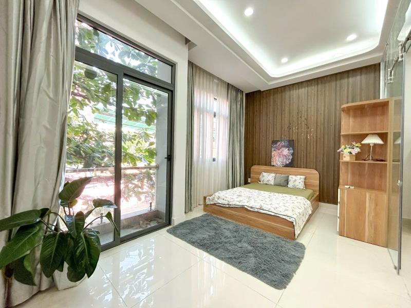 Cho thuê căn hộ 1 phòng ngủ balcony rộng 40m2 ngay khu phan xích long - ngã tư phú nhuận - cầu kiệu - 3