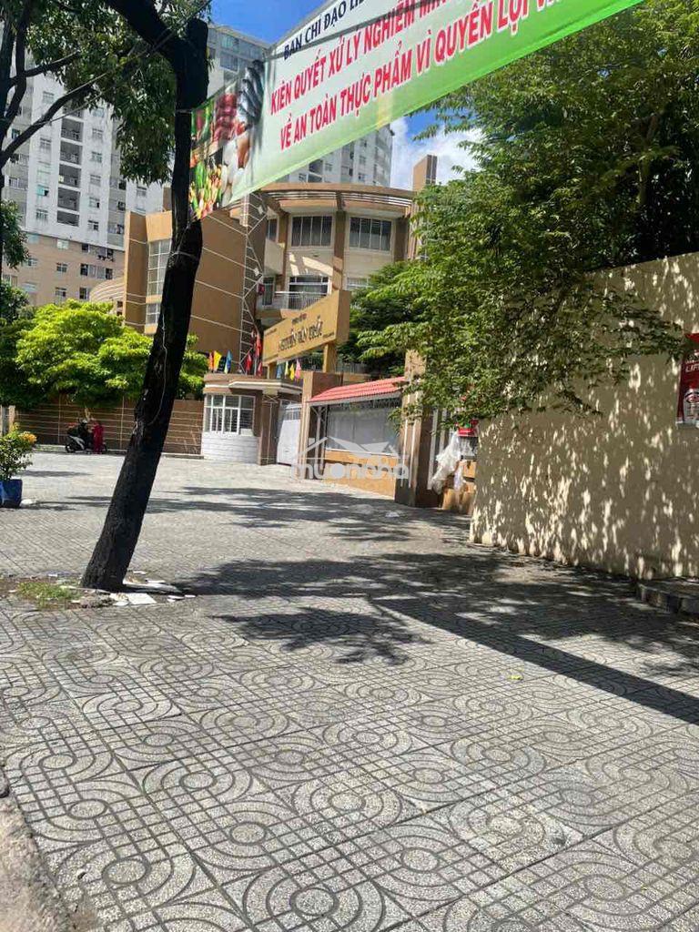 Cho thuê nhà đẹp full nội thất giá rẻ