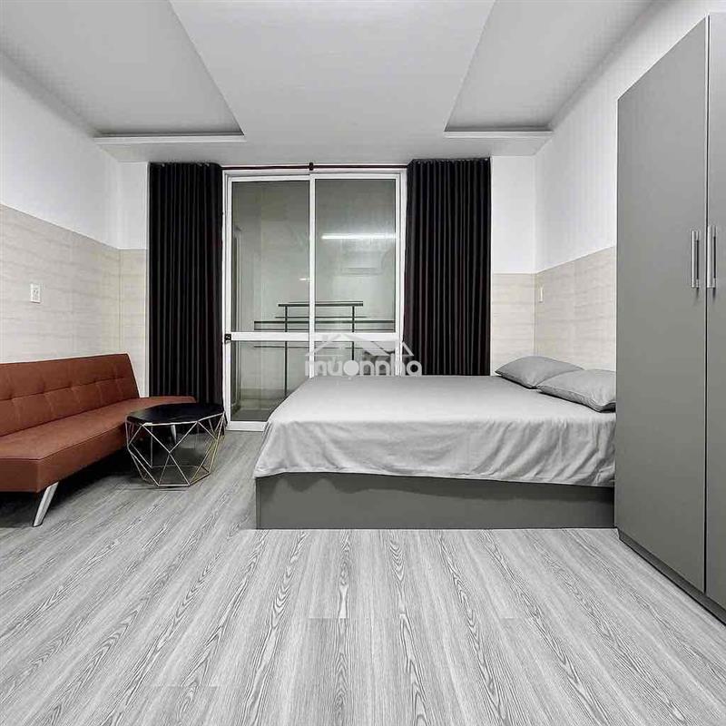 Thang máy - ban công sau full nt gần đh y dược , ueh