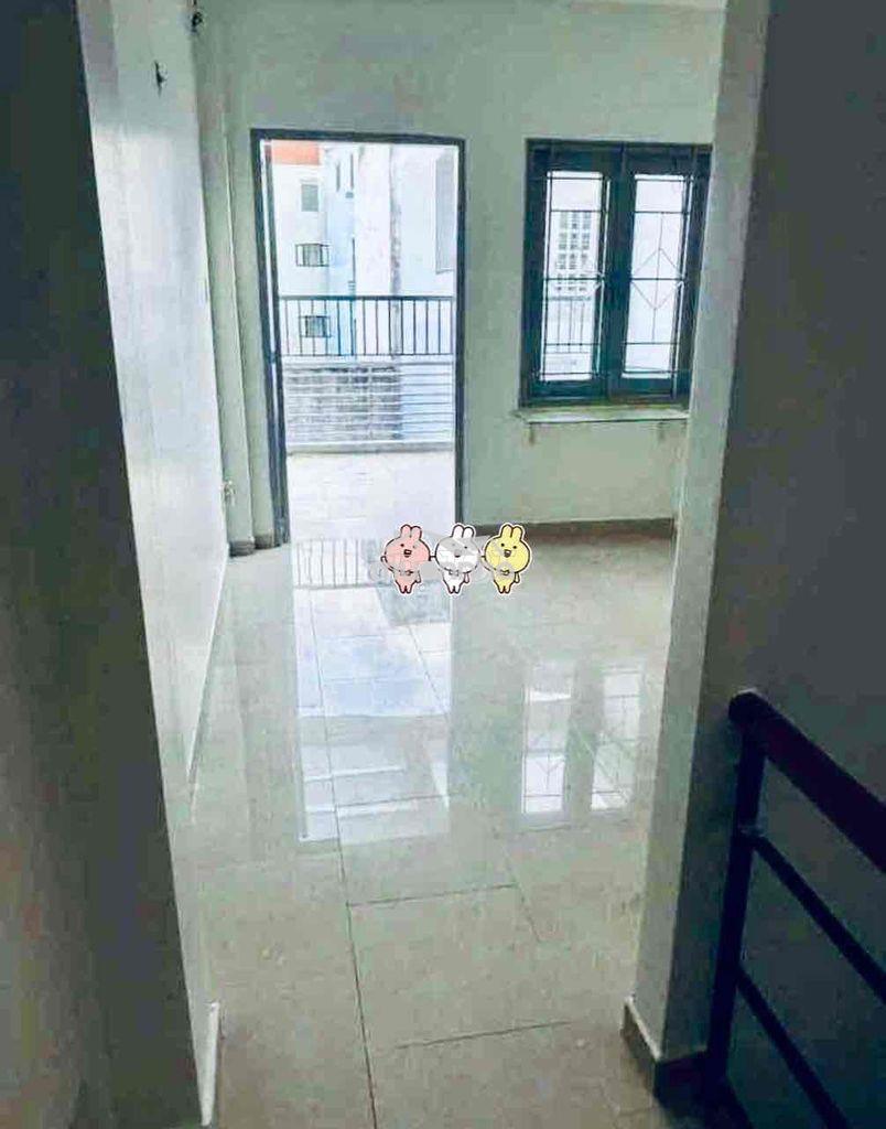 Nhà rẻ 11tr, 1 trệt 3tầng sân thượng, sát mặt tiền ở và kd ok ngon - 3