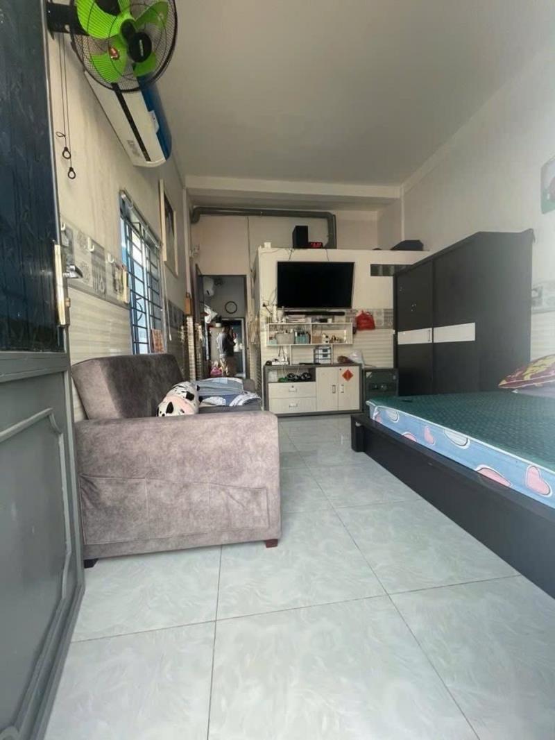 Mặt tiền đường 762 hồng bàng – q. 11 – dt: 4*17m – nhỉnh 10 tỷ - 2