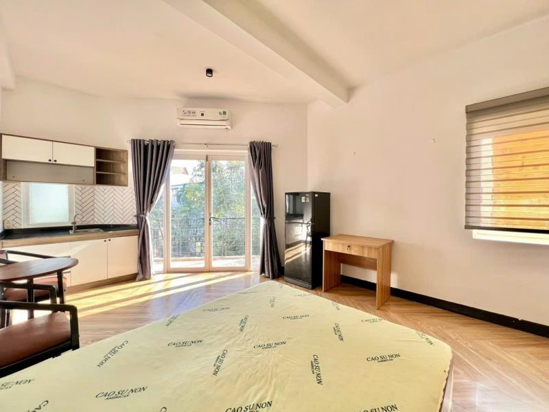 Studio ban công - full nội thất - ngay dh văn lang, iuh